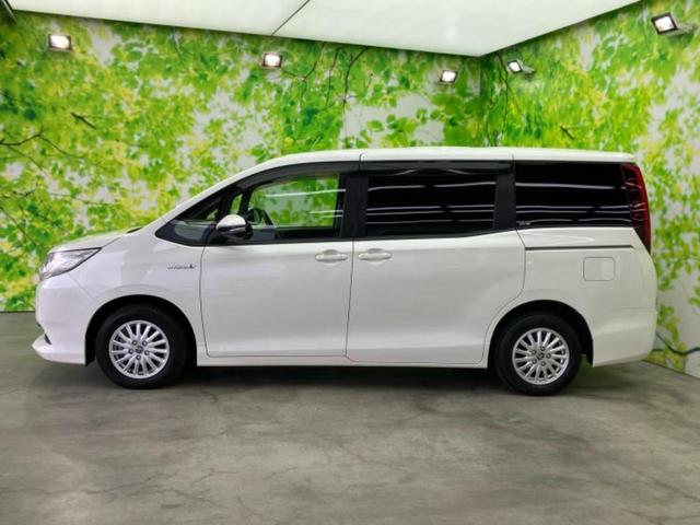 ノア ハイブリッドG 新品タイヤ/純正 SDナビ/両側電動スライドドア/シートヒーター/ドライブレコーダー 社外/ヘッドランプ LED/Bluetooth接続/ETC/EBD付ABS/横滑り防止装置 バックカメラ ドラレコ(2枚目)