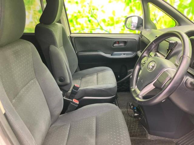 ノア ハイブリッドG 新品タイヤ/純正 SDナビ/両側電動スライドドア/シートヒーター/ドライブレコーダー 社外/ヘッドランプ LED/Bluetooth接続/ETC/EBD付ABS/横滑り防止装置 バックカメラ ドラレコ(4枚目)