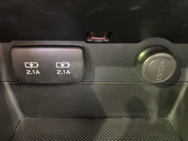 ＷＥＣＡＲＳでは各商談席に大型モニターをご用意しております！見やすい大画面でゆったりと全国の在庫をご覧いただけます！是非ご来店お待ちしております！