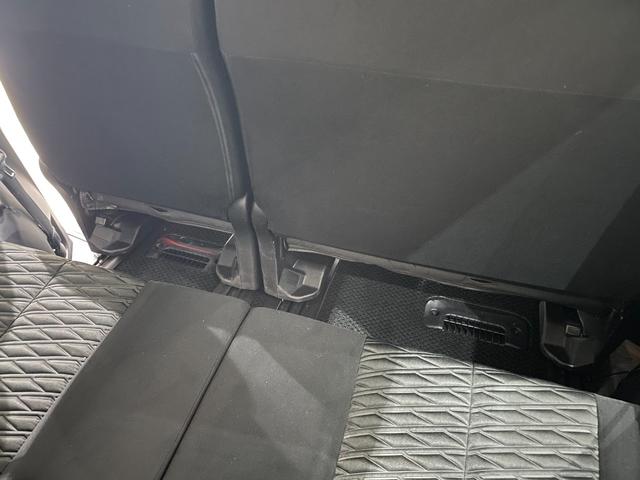 デリカＤ：５ Ｐ　４ＷＤ　ドライブレコーダー　ＥＴＣ　バックカメラ　ナビ　ＴＶ　クリアランスソナー　オートクルーズコントロール　レーンアシスト　衝突被害軽減システム　両側電動スライドドア　オートマチックハイビーム（36枚目）