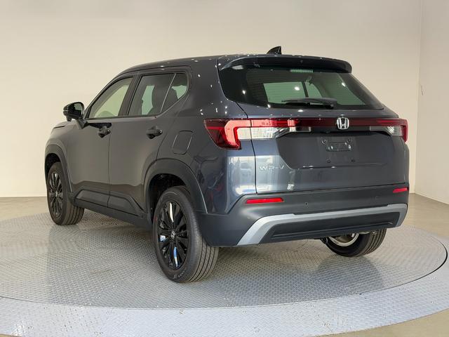 ＷＲ－Ｖ Ｚ　ブラックスタイル　クリアランスソナー　オートクルーズコントロール　レーンアシスト　衝突被害軽減システム　オートライト　ＬＥＤヘッドランプ　アルミホイール　スマートキー　電動格納ミラー　ＣＶＴ　盗難防止システム　ＵＳＢ（17枚目）