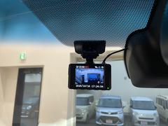 �ɥ饤�֥쥳��������Ĥ��Ƥ��ޤ����⤷���Τ򵯤����Ƥ��ޤä��顣����ʻ��˿�����̣���ˤʤ�Τ�����ž�ε�Ͽ������Ȳ��ǵ�Ͽ����ɥ饤�֥쥳�������Ǥ��� 6