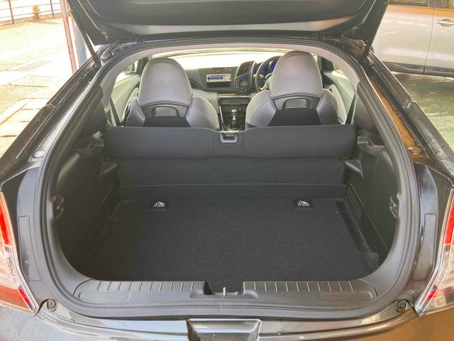 CR-Z α オートクルーズコントロール MT サンルーフ HID スマートキー アイドリングストップ 電動格納ミラー アルミホイール 盗難防止システム 衝突安全ボディ ABS ESC CD(7枚目)