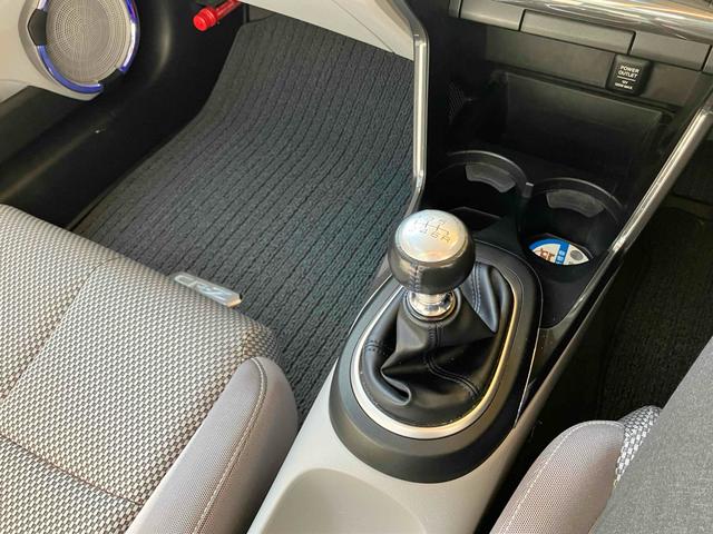 CR-Z α オートクルーズコントロール MT サンルーフ HID スマートキー アイドリングストップ 電動格納ミラー アルミホイール 盗難防止システム 衝突安全ボディ ABS ESC CD(16枚目)