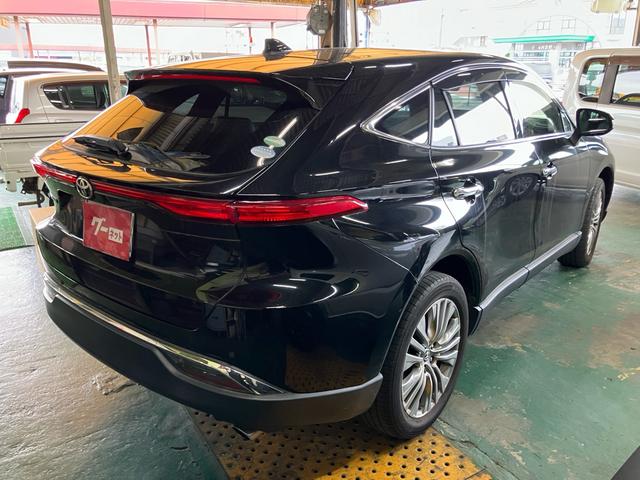 ハリアー Z レザーパッケージ ナビTV バックカメラ クルーズコントロール 衝突被害軽減システム 電動リアゲート パワーシート シートヒーター LEDヘッドライト スマートキー プッシュスタート 横滑り防止装置 ETC2.0(5枚目)