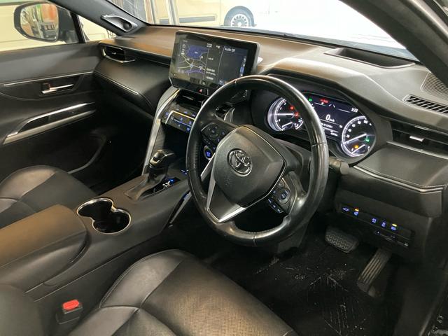 ハリアー Z レザーパッケージ ナビTV バックカメラ クルーズコントロール 衝突被害軽減システム 電動リアゲート パワーシート シートヒーター LEDヘッドライト スマートキー プッシュスタート 横滑り防止装置 ETC2.0(7枚目)