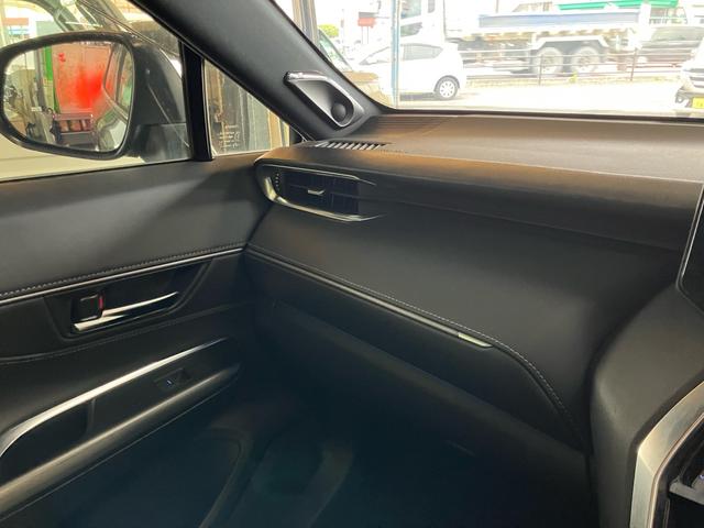 ハリアー Z レザーパッケージ ナビTV バックカメラ クルーズコントロール 衝突被害軽減システム 電動リアゲート パワーシート シートヒーター LEDヘッドライト スマートキー プッシュスタート 横滑り防止装置 ETC2.0(21枚目)