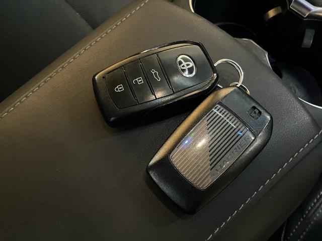 ハリアー Z レザーパッケージ ナビTV バックカメラ クルーズコントロール 衝突被害軽減システム 電動リアゲート パワーシート シートヒーター LEDヘッドライト スマートキー プッシュスタート 横滑り防止装置 ETC2.0(23枚目)