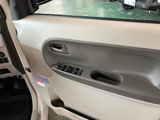 タント Ｘ　ＳＡＩＩ　ＥＴＣ　スマートキー　オートライト　ベンチシート　左側電動スライドドア　ナビ　Ｂｌｕｅｔｏｏｔｈ接続　フルセグ　アイドリングストップ　アルミホイール（3枚目）