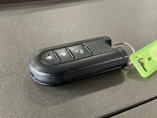 タント Ｘ　ＳＡＩＩ　ＥＴＣ　スマートキー　オートライト　ベンチシート　左側電動スライドドア　ナビ　Ｂｌｕｅｔｏｏｔｈ接続　フルセグ　アイドリングストップ　アルミホイール（11枚目）