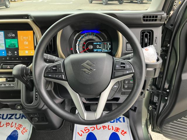 最近多いご依頼で、「ドライブレコーダー」の取付があります。もしもの時の備えに強力なアイテムとなります。車両購入時に是非ご検討ください。