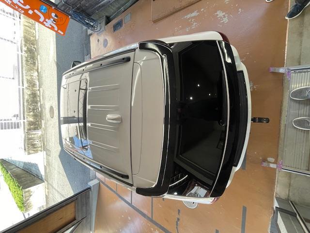 ジープ・グランドチェロキー ＳＲＴ８　社外ボディキット　９５０登録　ヒッチメンバー　社外マフラー・ローダウン　２２インチＡＷ　ガラスボディコーティング＆光触媒ルームコーティング済　サンルーフ　Ｂｌｕｅｔｏｏｔｈ（31枚目）