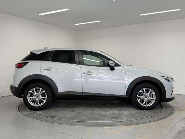 ＣＸ－３ １．５　１５Ｓ　ワンオーナー　記録簿　禁煙車　フルセグＴＶ（16枚目）