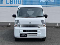 【展示車の状態】展示車は全て、マツダ車のエキスパートが、基本性能に関わる箇所を徹底的に点検。外装や室内に関しても、細部にいたるまで、しっかり清掃・洗浄を実施しています。 7