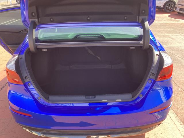 インサイト EX・ブラックスタイル AAC キーレス LEDライト Pセンサー サイドエアバッグ オートマチックハイビーム レーンキープ VSA シートヒータ エアバッグ スマートキー ABS オートライト ナビ アイドリングストップ(25枚目)