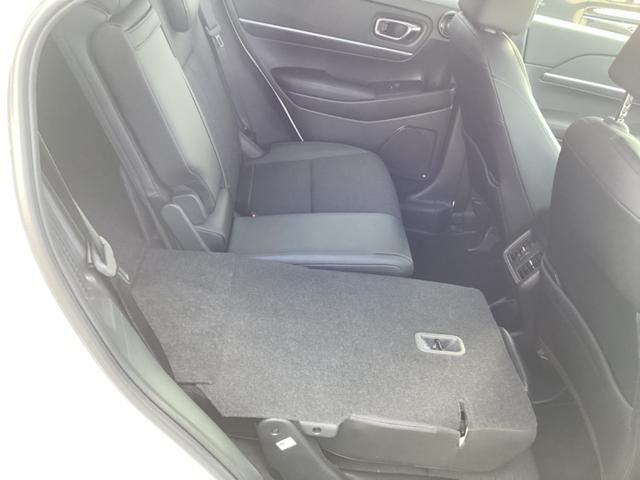 ヴェゼル e:HEV Z LDA 衝突回避支援ブレーキ機能 スマキ Pトランク フルオートエアコン オートLED エアバッグ 両席エアバック パワーウィンドウ LEDランプ ソナー クルーズC キーレスエントリー シートヒータ(20枚目)