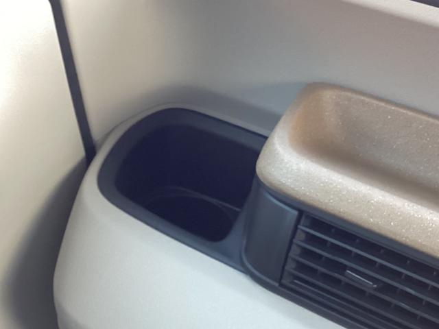 N-BOX ファッションスタイル 衝突安全ボディ 車線逸脱防止 ソナー 盗難防止装置 スマートキ LEDランプ ATハイビーム サイドカーテンエアバック クルコン パワーステアリング フルオートエアコン VSA エアバッグ キーフリー(16枚目)