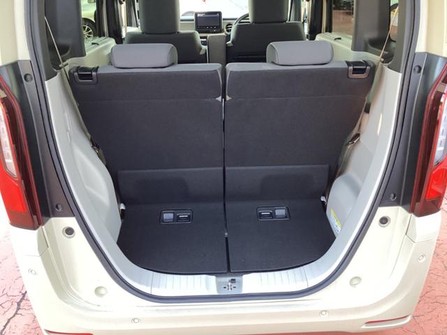 N-BOX ファッションスタイル 衝突安全ボディ 車線逸脱防止 ソナー 盗難防止装置 スマートキ LEDランプ ATハイビーム サイドカーテンエアバック クルコン パワーステアリング フルオートエアコン VSA エアバッグ キーフリー(26枚目)