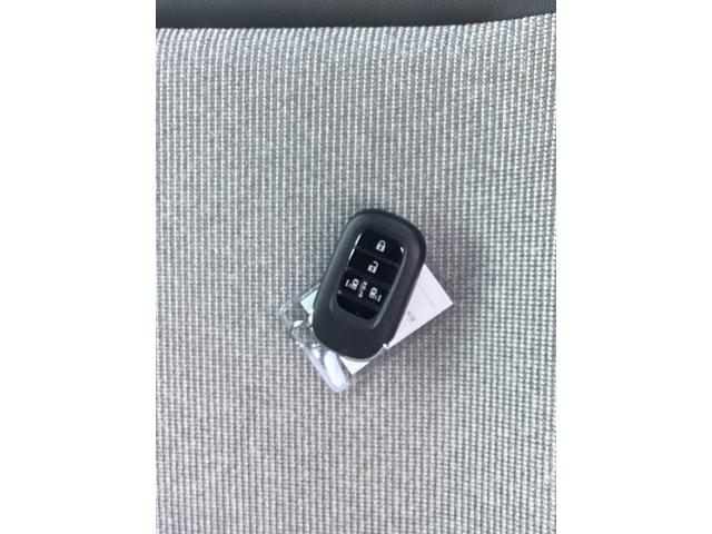 N-BOX ファッションスタイル 衝突安全ボディ 車線逸脱防止 ソナー 盗難防止装置 スマートキ LEDランプ ATハイビーム サイドカーテンエアバック クルコン パワーステアリング フルオートエアコン VSA エアバッグ キーフリー(40枚目)