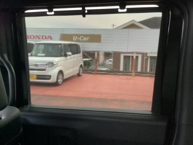 N-BOXカスタム ターボ イモビライザー 車線逸脱 衝突被害軽減 ベンチシート オートマチックハイビーム キーフリー Pセンサー ESC パワステ 両席エアバック サイドエアバッグ Aライト スマキー パワーウィンドウ ABS(24枚目)