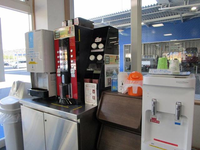 G・Aパッケージ 1年保証 走行16481Km ナビ バックカメラ Bluetooth接続 フルセグTV DVD再生 クルーズコントロール HIDヘッドライト オートライト 革巻きステアリング 電動格納ドアミラー(40枚目)
