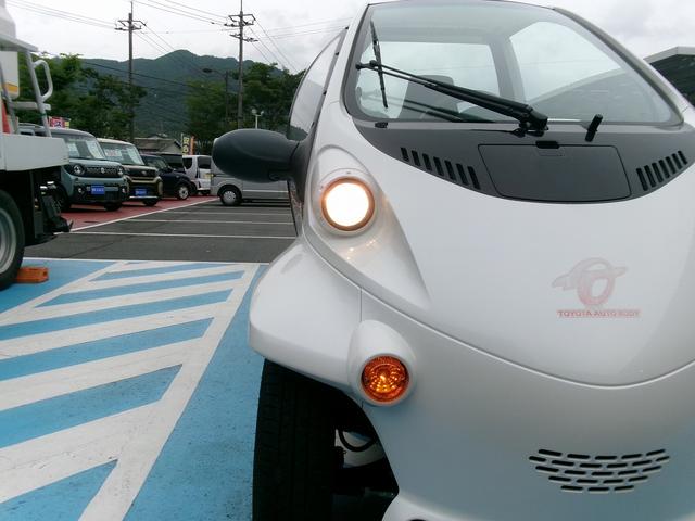 日本 ベースグレード　コムス　走行１３７２７Ｋｍ　一人乗り　電気自動車　充電ケーブル　デリバリータイプ（16枚目）