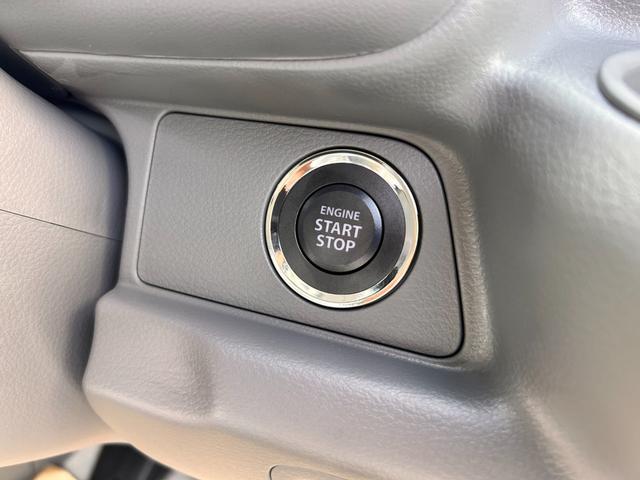 エブリイ Jリミテッド 新車保証 走行5Km 衝突回避支援システム ハイビームアシスト ぬかるみ脱出アシスト ブラック塗装専用LEDヘッドライト 専用デカール ガンメタ塗装フルホイールキャップ USB電源ソケット(9枚目)