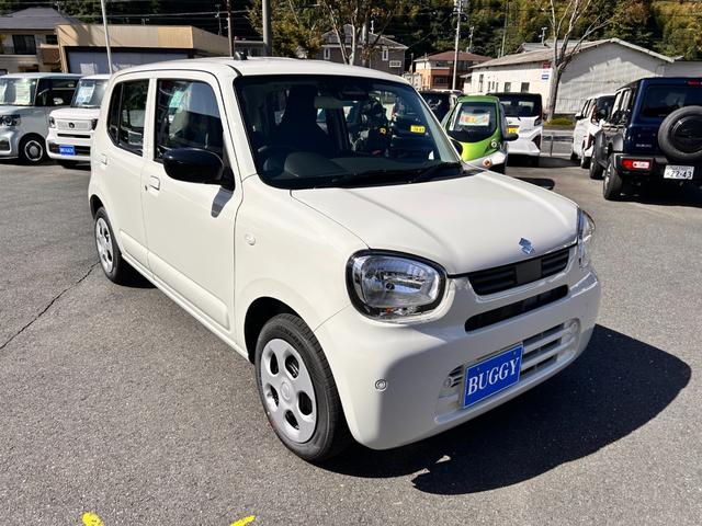 アルト Ｌ　新車保証　禁煙車　走行４Ｋｍ　衝突回避支援システム　アイドリングストップ　シートヒーター　ハイビームアシスト　熱線吸収グリーンガラス　電動格納式ドアミラー　キーレスエントリー　保証書（7枚目）