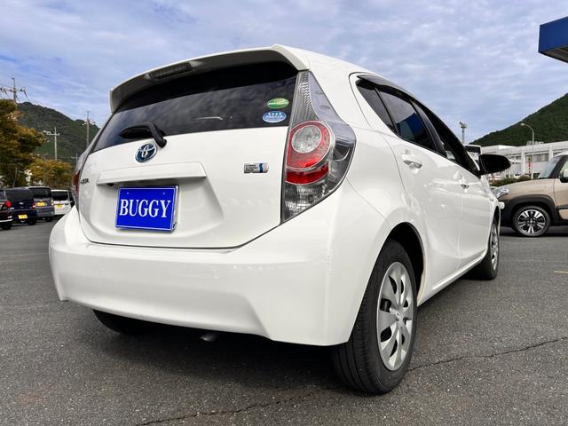 アクア Ｇ　６か月保証　ワンオーナー　禁煙車　ナビ　バックカメラ　Ｂｌｕｅｔｏｏｔｈ接続　ＥＴＣ　プッシュ式スタート　ステアリングスイッチ　オートライト　電動格納式ドアミラー　衝突安全ボディ　ＡＢＳ（36枚目）
