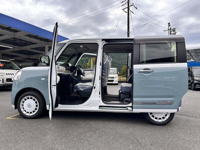 ムーヴキャンバス ストライプスＧ　新車保証　衝突回避支援システム　走行２Ｋｍ　両側電動スライドドア　バックカメラ　ＬＥＤヘッドライト　フロントＵＳＢチャージャー　リヤＵＳＢチャージャー　ＬＥＤルームランプ　ホッとカップホルダー（8枚目）