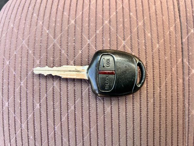 eKワゴン E 1年保証 走行52787Km CDチューナー 電動格納式ドアミラー 社外アルミホイール ベンチシート 衝突安全ボディ ABS キーレスエントリー(16枚目)