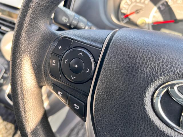 ヴォクシー X 6か月保証 8人乗り 走行65316Km 両側電動スライドドア LEDヘッドライト ETC 電動格納式ドアミラー アイドリングストップ ダブルエアコン プッシュ式スタート衝突安全ボディ(24枚目)