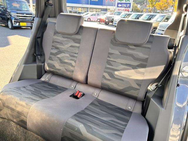 タフト G ダーククロムベンチャー 新車保証 シェード付サンルーフ ワイヤレス充電器 LEDルームランプ 衝突回避支援システム 電動パーキングブレーキ アダプティブクルーズコントロール 純正フロアマット 純正ドアバイザー(19枚目)