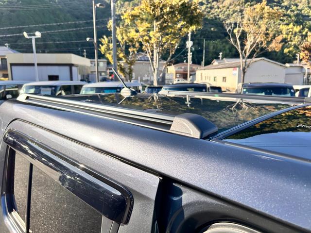 タフト G ダーククロムベンチャー 新車保証 シェード付サンルーフ ワイヤレス充電器 LEDルームランプ 衝突回避支援システム 電動パーキングブレーキ アダプティブクルーズコントロール 純正フロアマット 純正ドアバイザー(33枚目)