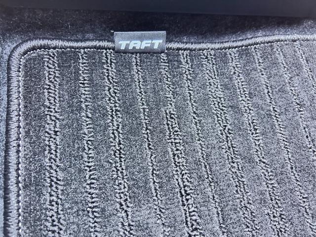 タフト G ダーククロムベンチャー 新車保証 シェード付サンルーフ ワイヤレス充電器 LEDルームランプ 衝突回避支援システム 電動パーキングブレーキ アダプティブクルーズコントロール 純正フロアマット 純正ドアバイザー(34枚目)