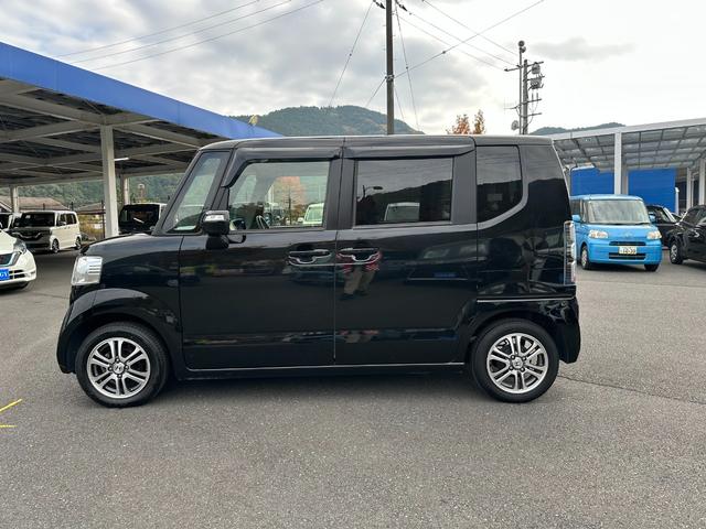 N-BOX G SSパッケージ 当社1年保証 純正ナビ バックカメラ Bluetooth スマートキー 純正フロアマット ETC 両側電動スライドドアドア ステアリングスイッチ 電動格納ドアミラー ABS ワンセグTV(27枚目)