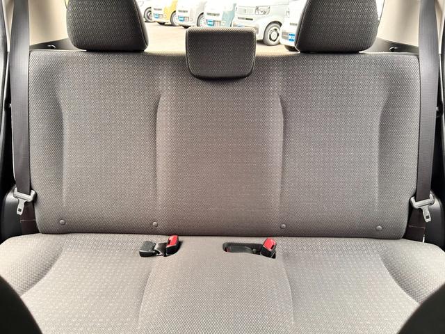 ヴィッツ F スマイルエディション 6か月保証 走行35232Km 純正ナビ ミュージックサーバ バックカメラ プッシュ式スタート 純正フロアマット 純正ドアバイザー 荷物落下防止ガード コーナーポール ABS 点検記録簿(17枚目)