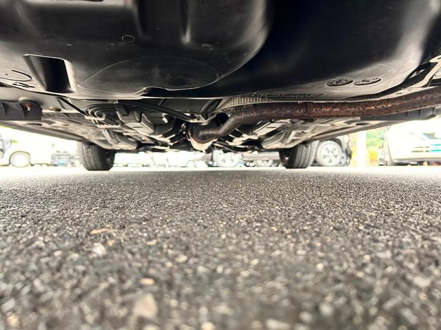 ヴィッツ F スマイルエディション 6か月保証 走行35232Km 純正ナビ ミュージックサーバ バックカメラ プッシュ式スタート 純正フロアマット 純正ドアバイザー 荷物落下防止ガード コーナーポール ABS 点検記録簿(33枚目)