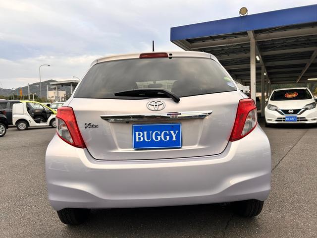 ヴィッツ F スマイルエディション 6か月保証 走行35232Km 純正ナビ ミュージックサーバ バックカメラ プッシュ式スタート 純正フロアマット 純正ドアバイザー 荷物落下防止ガード コーナーポール ABS 点検記録簿(36枚目)