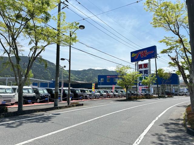 ヴィッツ F スマイルエディション 6か月保証 走行35232Km 純正ナビ ミュージックサーバ バックカメラ プッシュ式スタート 純正フロアマット 純正ドアバイザー 荷物落下防止ガード コーナーポール ABS 点検記録簿(66枚目)