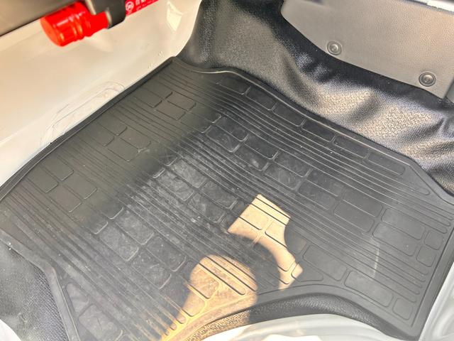 キャリイトラック KCエアコン・パワステ 1年保証 ワンオーナー 禁煙車 走行15684Km 5速ミッション ドライブレコーダー フロントフォグランプ アッパーメンバーガード エアバッグ(25枚目)