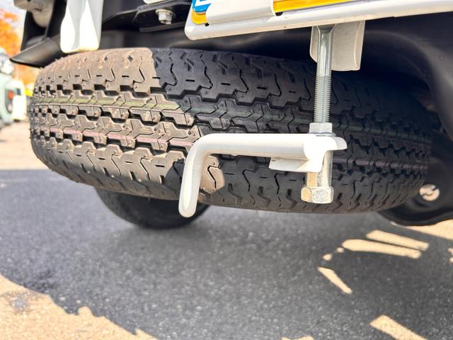 キャリイトラック KCエアコン・パワステ 1年保証 ワンオーナー 禁煙車 走行15684Km 5速ミッション ドライブレコーダー フロントフォグランプ アッパーメンバーガード エアバッグ(27枚目)