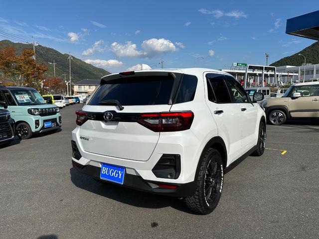 ライズ Ｇ　当社１年保証　純正ナビ　全方位カメラ　ドライブレコーダー　ＴＯＹＯオープンカントリータイヤ　ワンオーナー　スマートキー　ＬＥＤヘッドライト　オートライト　電動格納ドアミラー　ビルトインＥＴＣ　ＡＢＳ（10枚目）