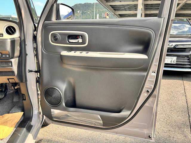 ワゴンRスマイル ハイブリッドX クリームコーデ 新車保証 走行4Km 衝突回避支援システム 両側電動スライド アダプティブクルーズコントロール 車線維持支援機能 電動パーキングブレーキ 360°プレミアムUVアンドIRカットガラス(31枚目)