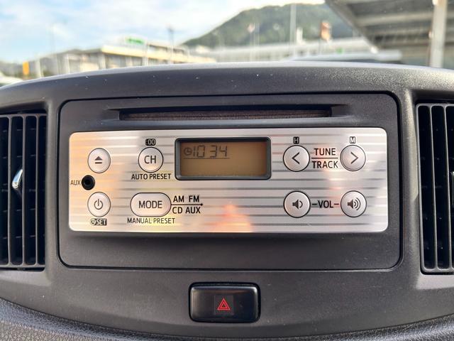 ミライース Ｘ　３か月保証　走行６３７３８Ｋｍ　ＥＴＣ　ＣＤチューナー　デュアルエアバッグ　ＡＢＳ　取扱説明書　点検記録簿　ＣＶＴ　キーレスエントリー　アイドリングストップ　盗難防止システム　純正フロアマット（10枚目）
