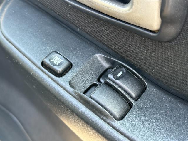 キックス ＲＸ　３か月保証　４ＷＤ　ターボ　純正アルミホイール　キーレスエントリー　ＥＴＣ　電動格納式ドアミラー　盗難防止システム　衝突安全ボディ　ＡＢＳ（26枚目）