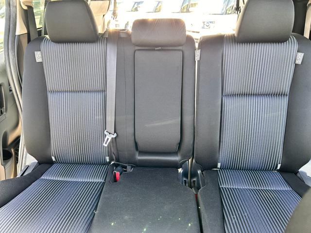 ノア Si 6か月保証 ワンオーナー 8人乗り ナビ バックカメラ ETC 16インチ純正アルミホイール 左側電動スライドドア オートライト 電動格納式ドアミラー プッシュ式スタート アイドリングストップ(19枚目)