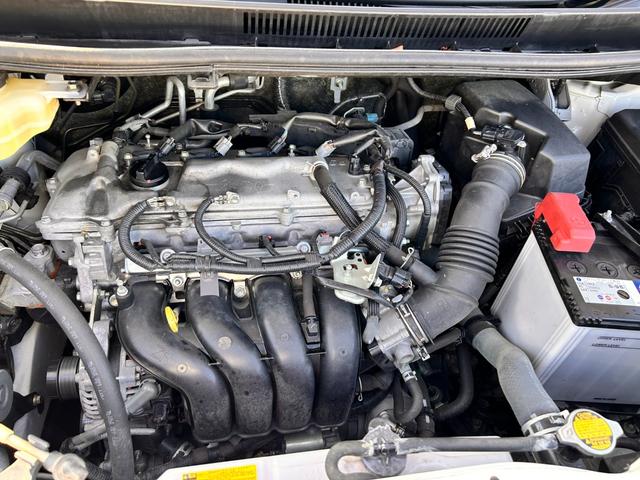 ノア Si 6か月保証 ワンオーナー 8人乗り ナビ バックカメラ ETC 16インチ純正アルミホイール 左側電動スライドドア オートライト 電動格納式ドアミラー プッシュ式スタート アイドリングストップ(32枚目)