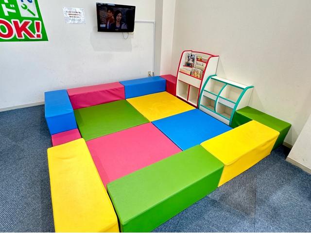 ノア Si 6か月保証 ワンオーナー 8人乗り ナビ バックカメラ ETC 16インチ純正アルミホイール 左側電動スライドドア オートライト 電動格納式ドアミラー プッシュ式スタート アイドリングストップ(56枚目)