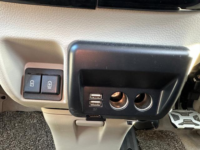 エブリイワゴン PZターボスペシャル 1年保証 ターボ リフトアップ 走行13392Km 衝突被害軽減システム 前後ドライブレコーダー ナビ バックカメラ Bluetooth接続 ETC HIDヘッドライト 両側電動スライドドア(27枚目)